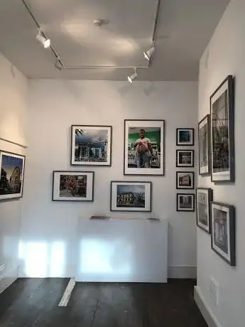 Zakura Gallery