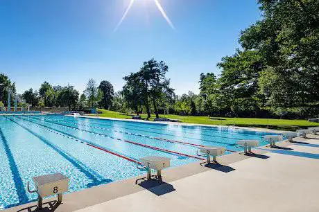 Freibad Oberdorf | Schwimmbad Dübendorf | Sport und Freizeit Dübendorf