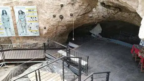 Fumane Cave