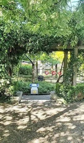 Shaftesbury Road Memorial Gardens