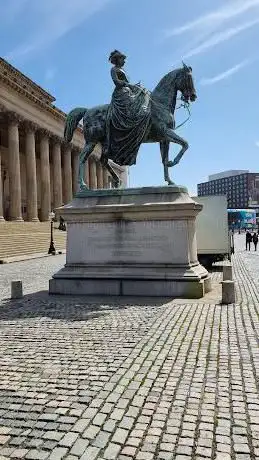 Queen Victoria - Equestrian Statue