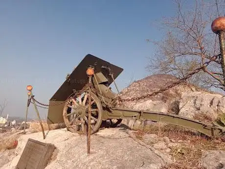 Monumento agli Artiglieri di Rezzato e Virle Treponti