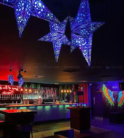 Che Bar & Coco Nightclub