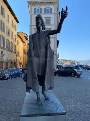 Statua di S.Giovanni Battista di Giuliano Vangi