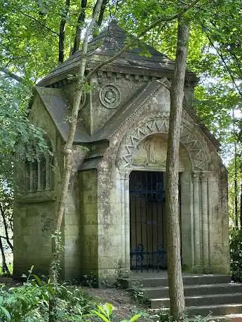 The Mausoleum at Greyladyes Park