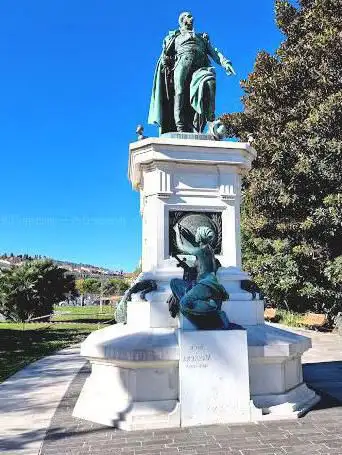 Statue Masséna