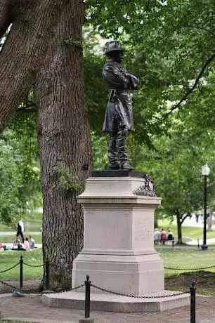 Thomas Cass Statue