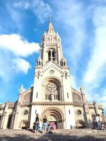 Église catholique Notre-Dame-de-la-Croix de Ménilmontant