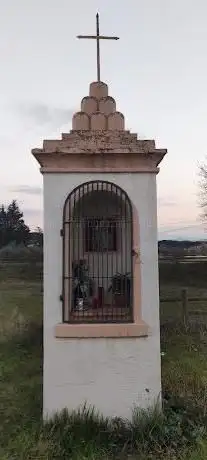 Tabernacolo e ponte sul torrente Piovola