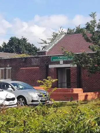 Newall Green Baptist Church and the Oak Tree Centre