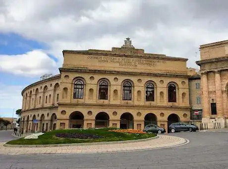 Porta Picena - Mura della cittÃ 