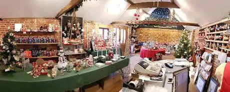 Hall Farm Christmas Shop