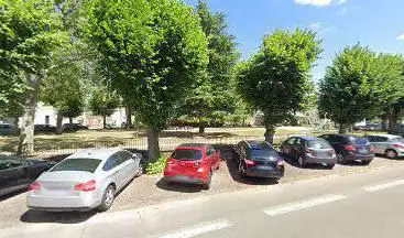 Square des Enfants de Troupe