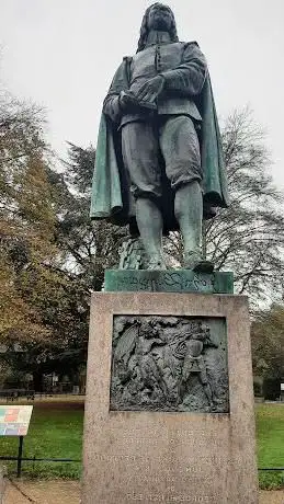 Statue of John Bunyan  Bedford