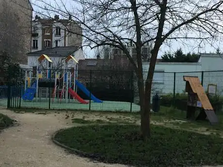 Aire de jeux pour enfant