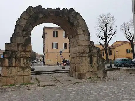 Porta Montanara