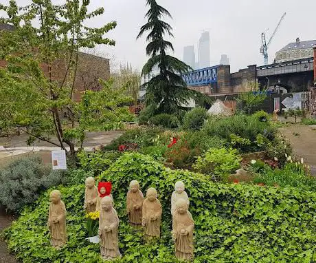 Crossbones Graveyard & Garden of Remembrance