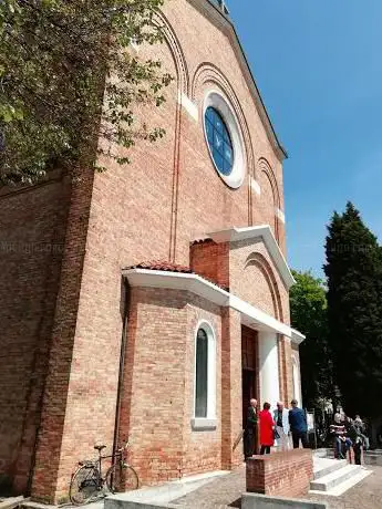 Parrocchia dei Santi Teonisto ed Agostino