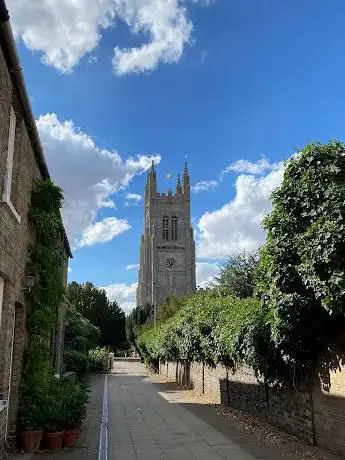 Saint Neots Parish Church