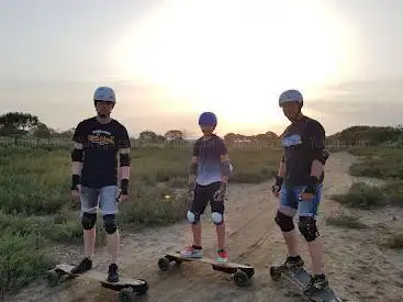 Comme sur des roulettes - Balade et randonnée en Skate électrique tout terrain