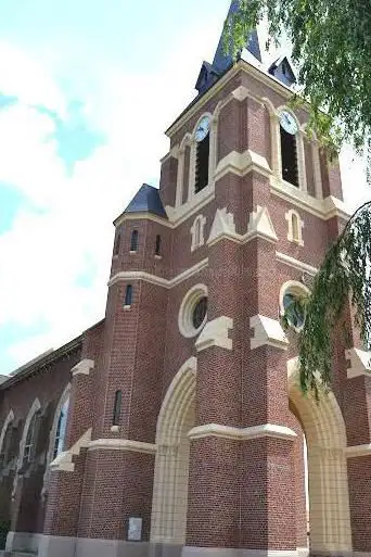 Église catholique Saint-Pierre Ã  Cuinchy