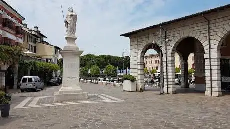 Piazza Giuseppe Malvezzi