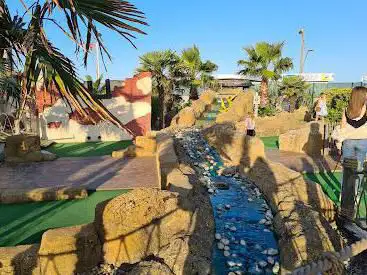 Adventure Golf