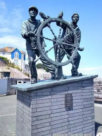 Man & Boy Monument