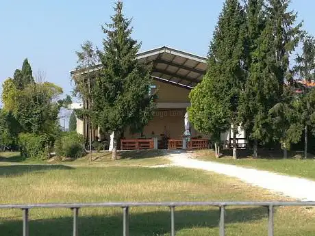 Oratorio dei Santi Domenico e Carlo in Jesolo Lido