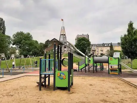 Aire de jeux - Merl Parc Playground