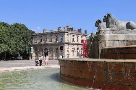 Fontaine aux Lions