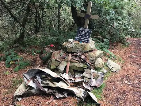 Cwm Mountain Memorial