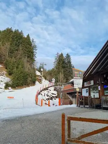 The gondola cable car Le Rosay and Joyère