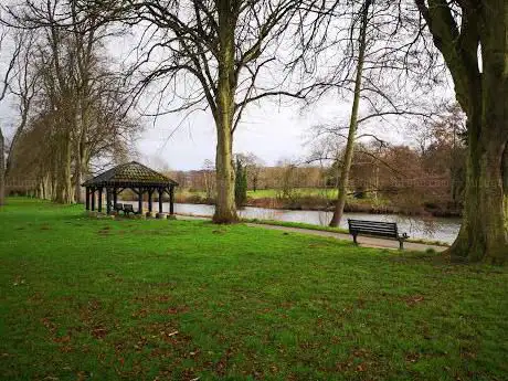 Riverside Meadows