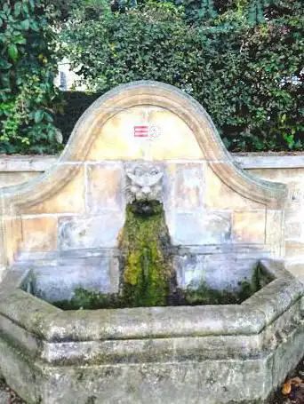 Le Lavoir Des Bouffrais