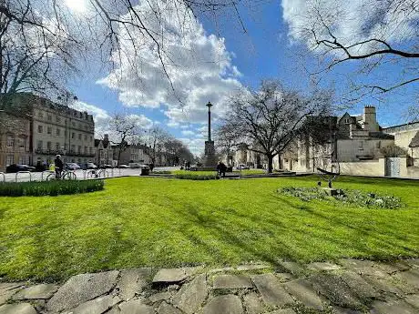 St Giles' Memorial Garden