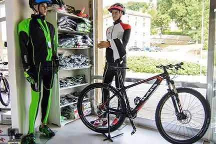 DEKO SPORTS UK LTD | Cycling Clothing | Cycling Wears