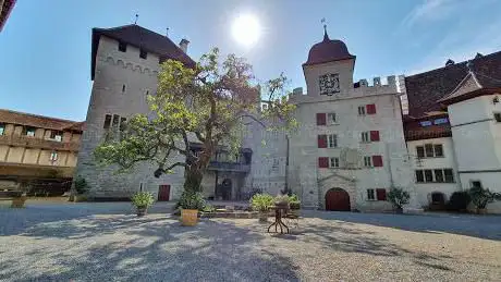 Stiftung Schloss Lenzburg