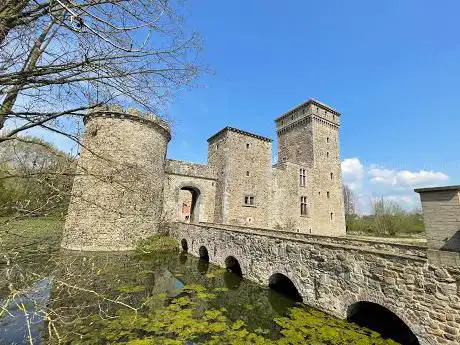 Château de Seraing-le-Château