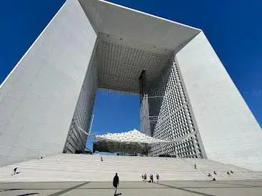 Grande Arche de la Defense