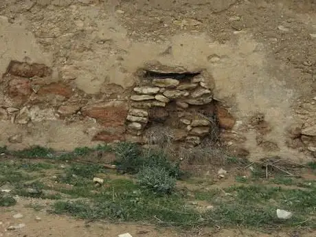 Conducción de agua del antiguo Molino de la Esperanza