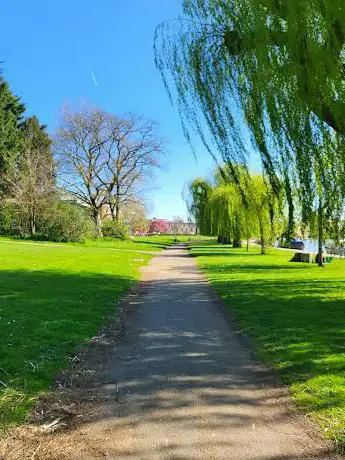 The Embankment