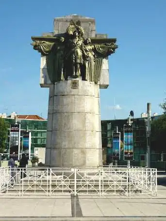 Le Monument aux morts