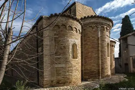 Abbey of Saint Mary 'del Lago'