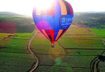 France Montgolfieres - Bourgogne - BEAUNE -Vol en montgolfière