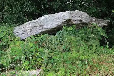 Allée couverte de Moulin René