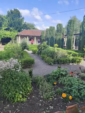 Roman Garden