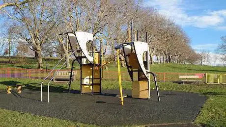 Gladstone Park Children's Playground