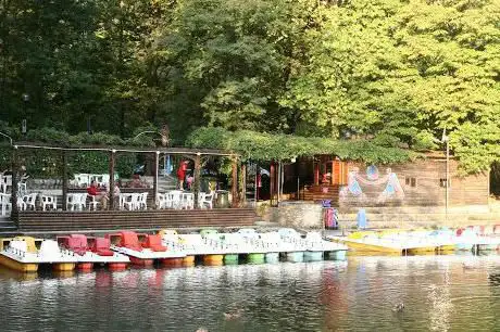 Nolo Barche Lago dei tre Comuni