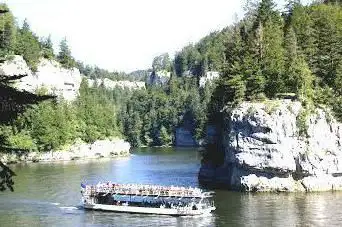 Bateaux du Saut du Doubs